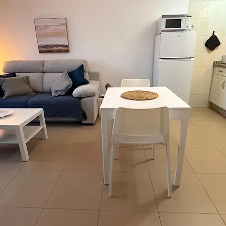 Chao Atalaya Puerto Del Carmen View ,ac,pool * 蒂亚斯