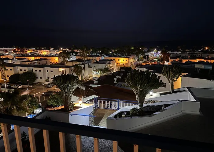 Chao Atalaya Puerto Del Carmen View ,ac,pool Daire